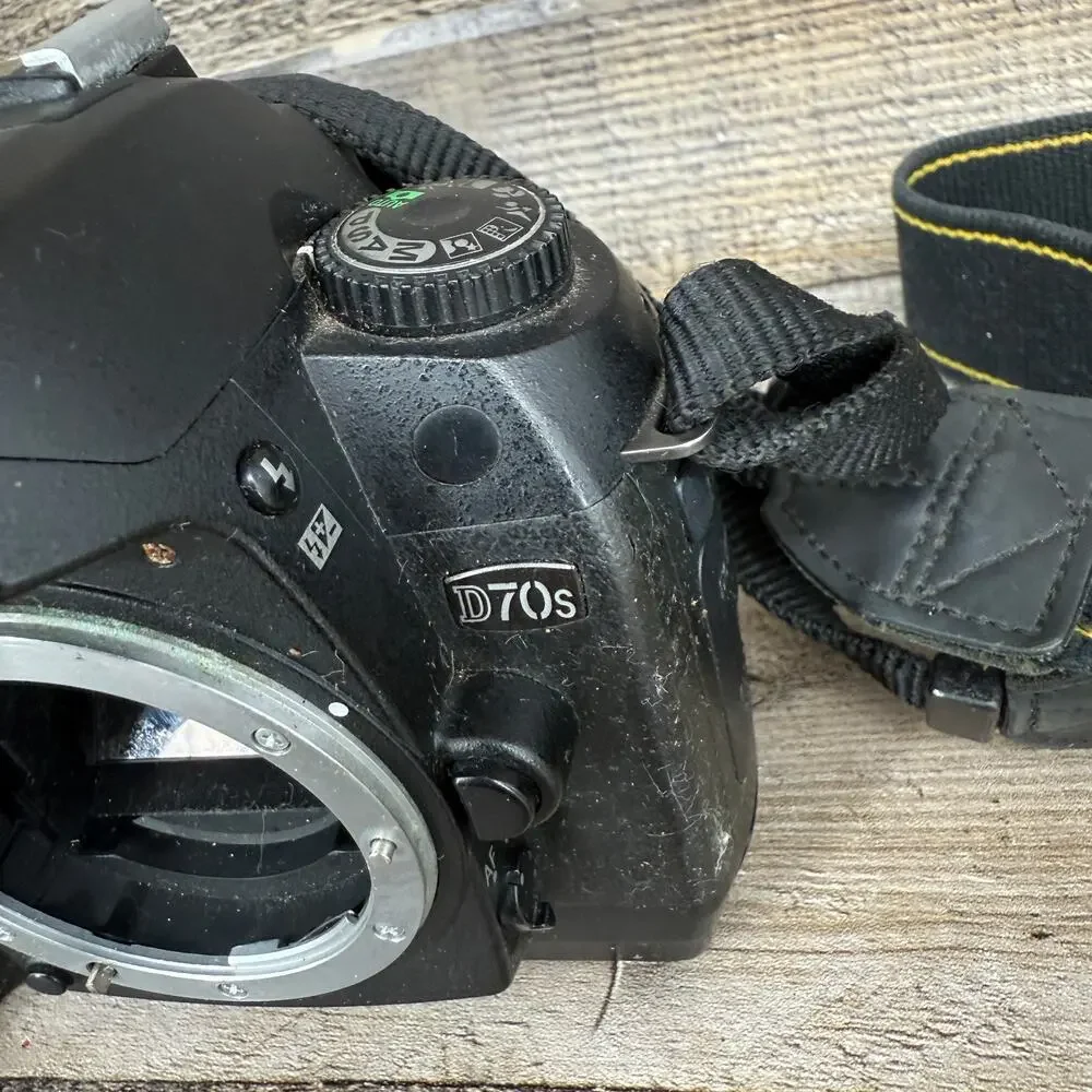 Nikon D70S Digital SLR Camera Body Only As Is